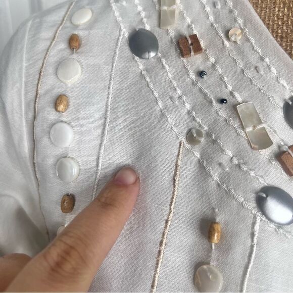 Sz M Gretchen Scott Linen Blend White Shell& Rock Embellished 3/4 Sleeve Blouse - Picture 8 of 16